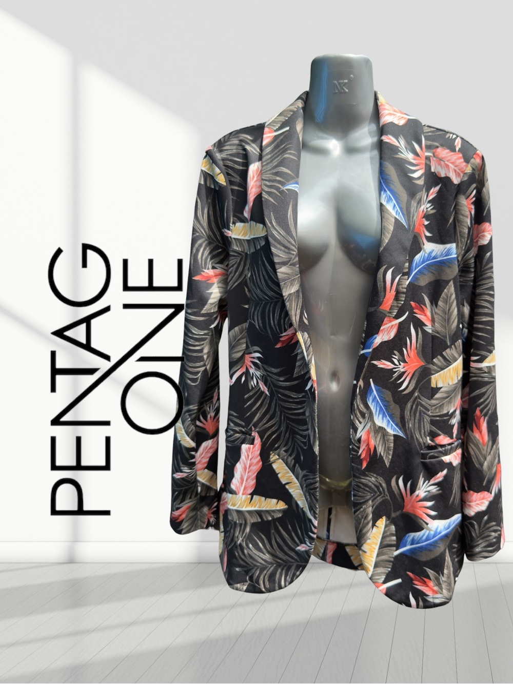 Pentagone Tropical Print Open Front Blazer, Black Multicolor Women’s Medium